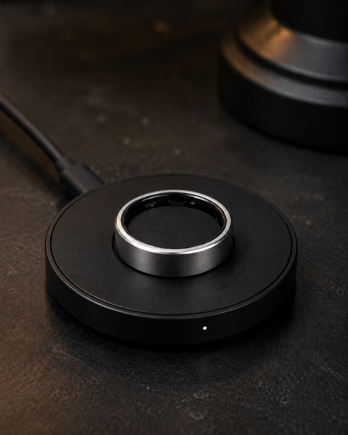 Alovo Smart Ring charging